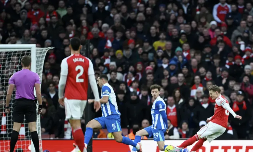 A Tale of Two Halves: Arsenal's Control Meets Brighton's Resilience